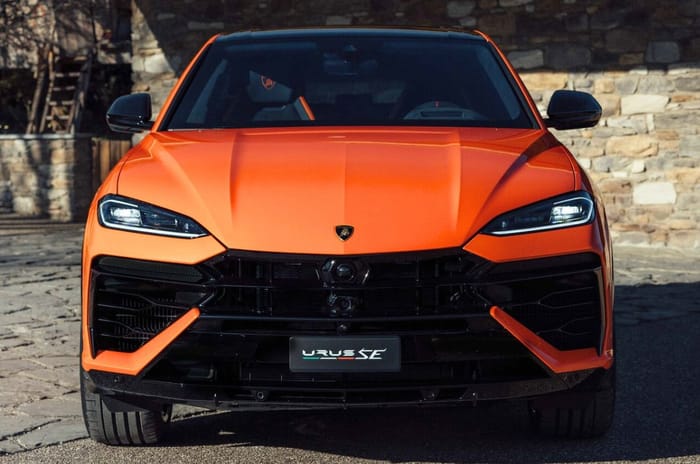 Top 3 reasons to buy a Lamborghini Urus SE and 2 to skip it